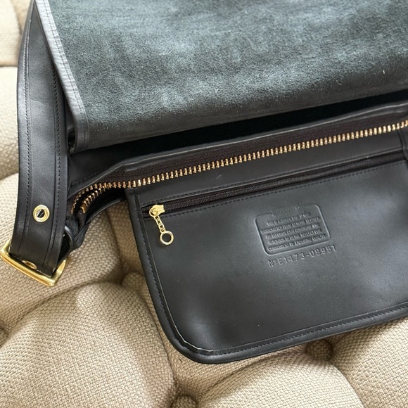 Vintage Coach Patricia Legacy Black Leather Flap Crossbody Bag - Picture 16 of 16